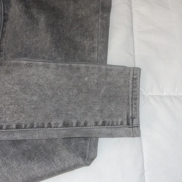 New - Picture 2 of 6